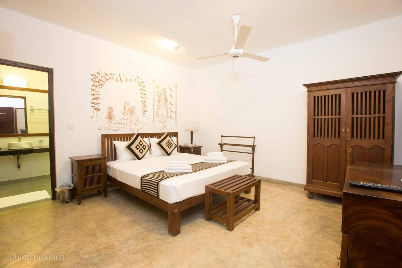 Jaffna Heritage Hotel Bagian luar foto