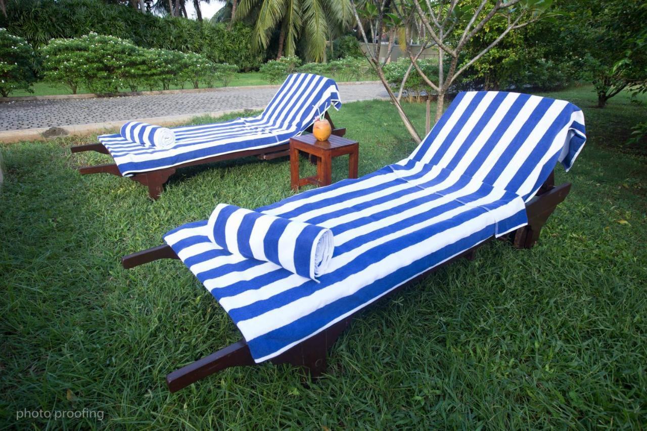 Jaffna Heritage Hotel Bagian luar foto